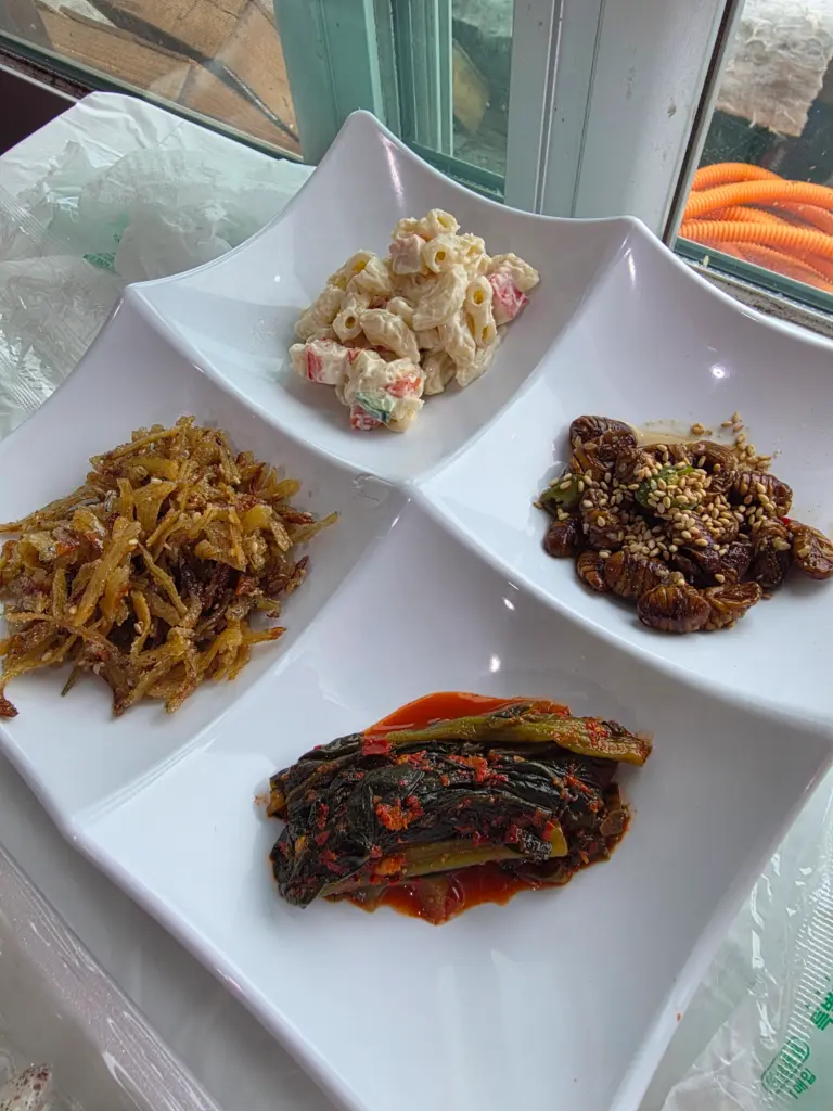 korean-side-dishes-at-jango-port-festival